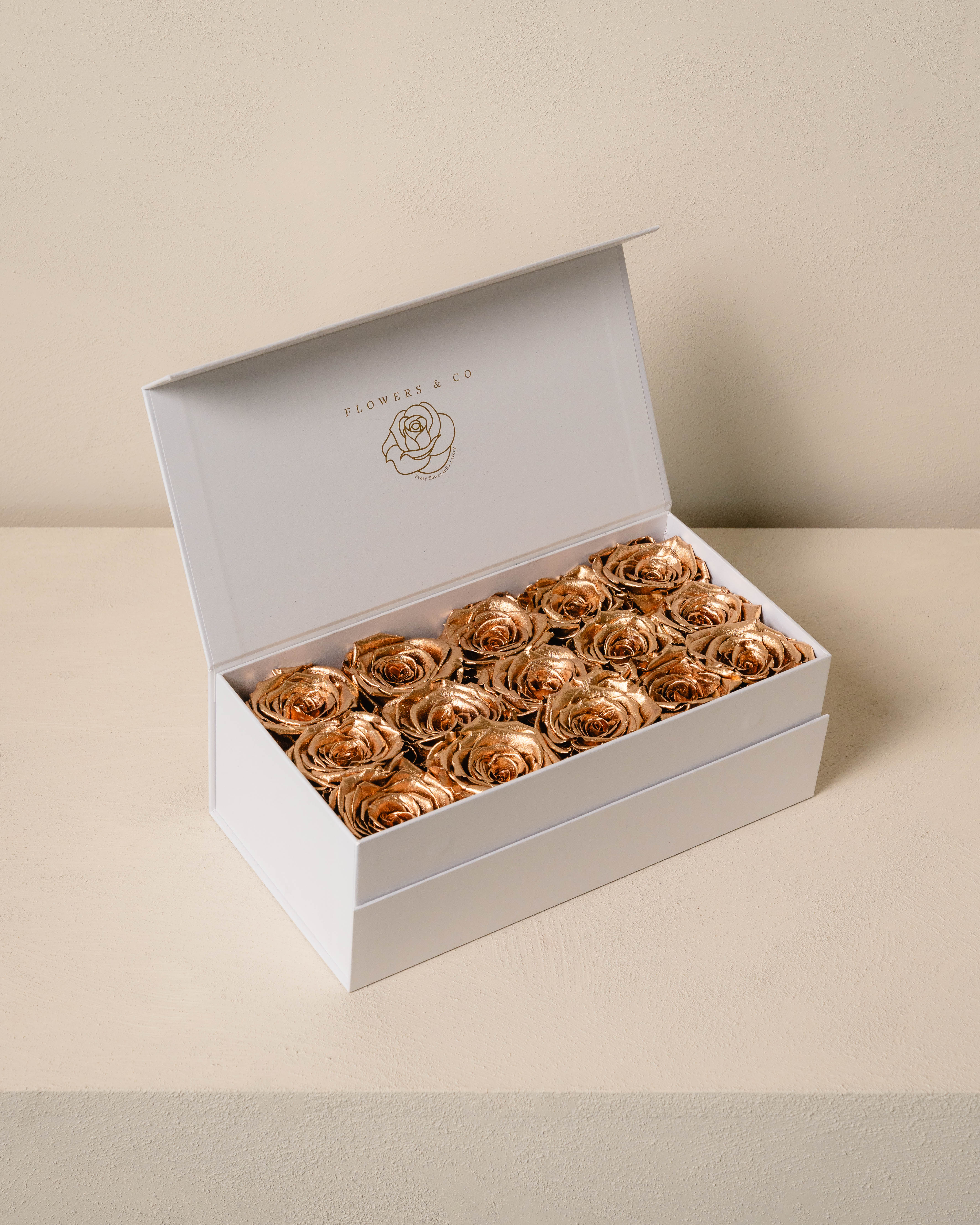 Gold Longlife Rose Box – medium white