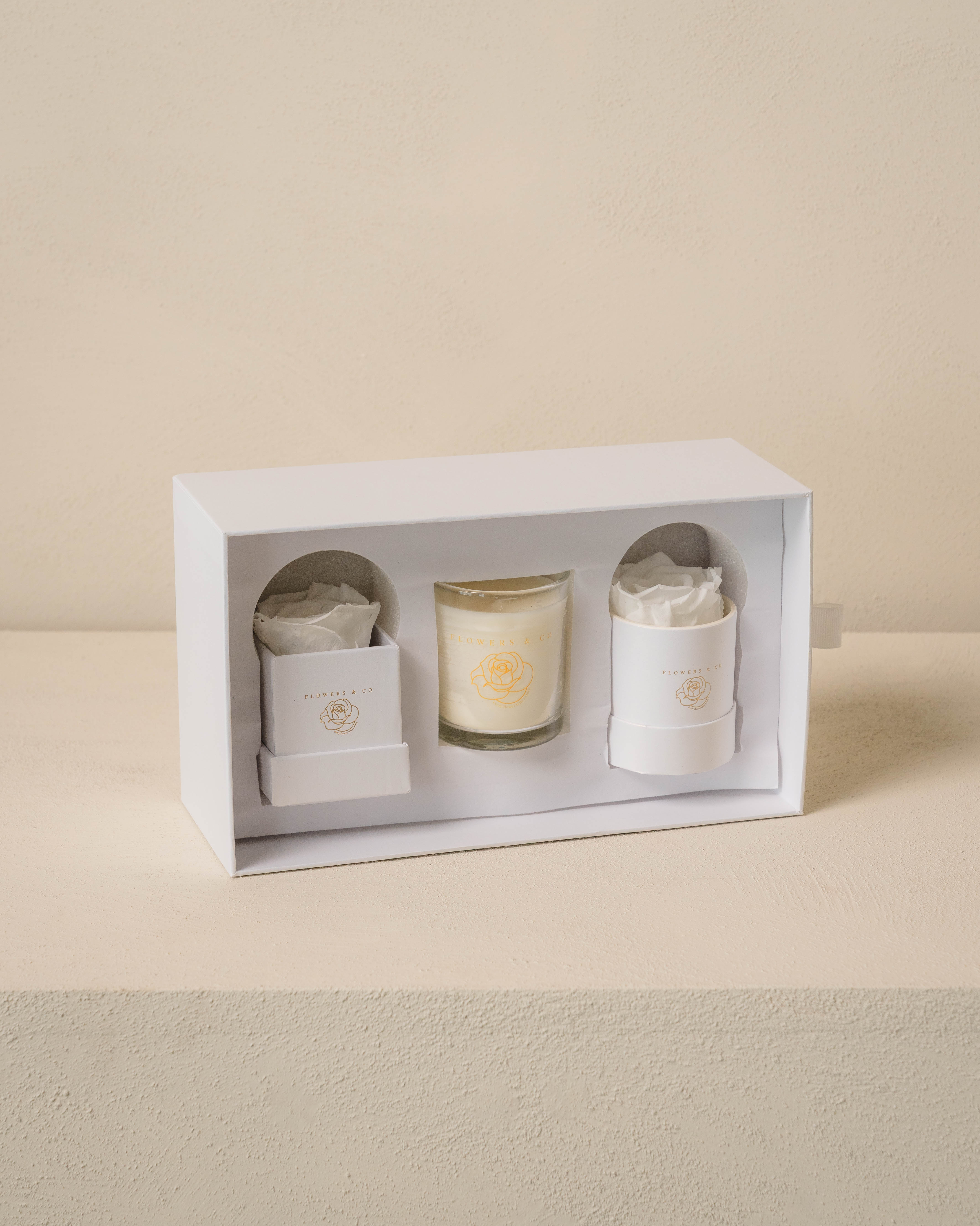 Scent & Flower gift white