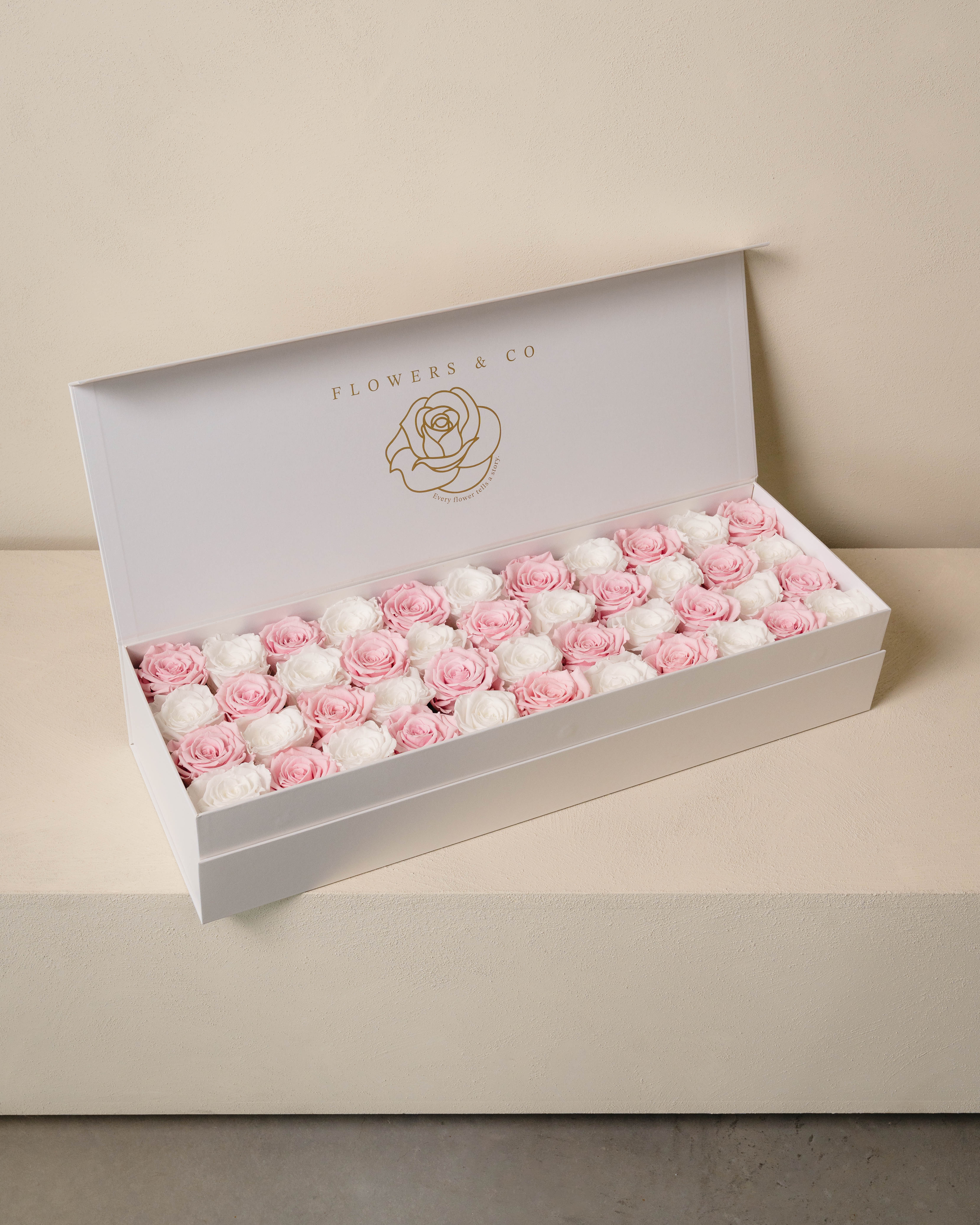 Pink/White Longlife Rose Box – Large