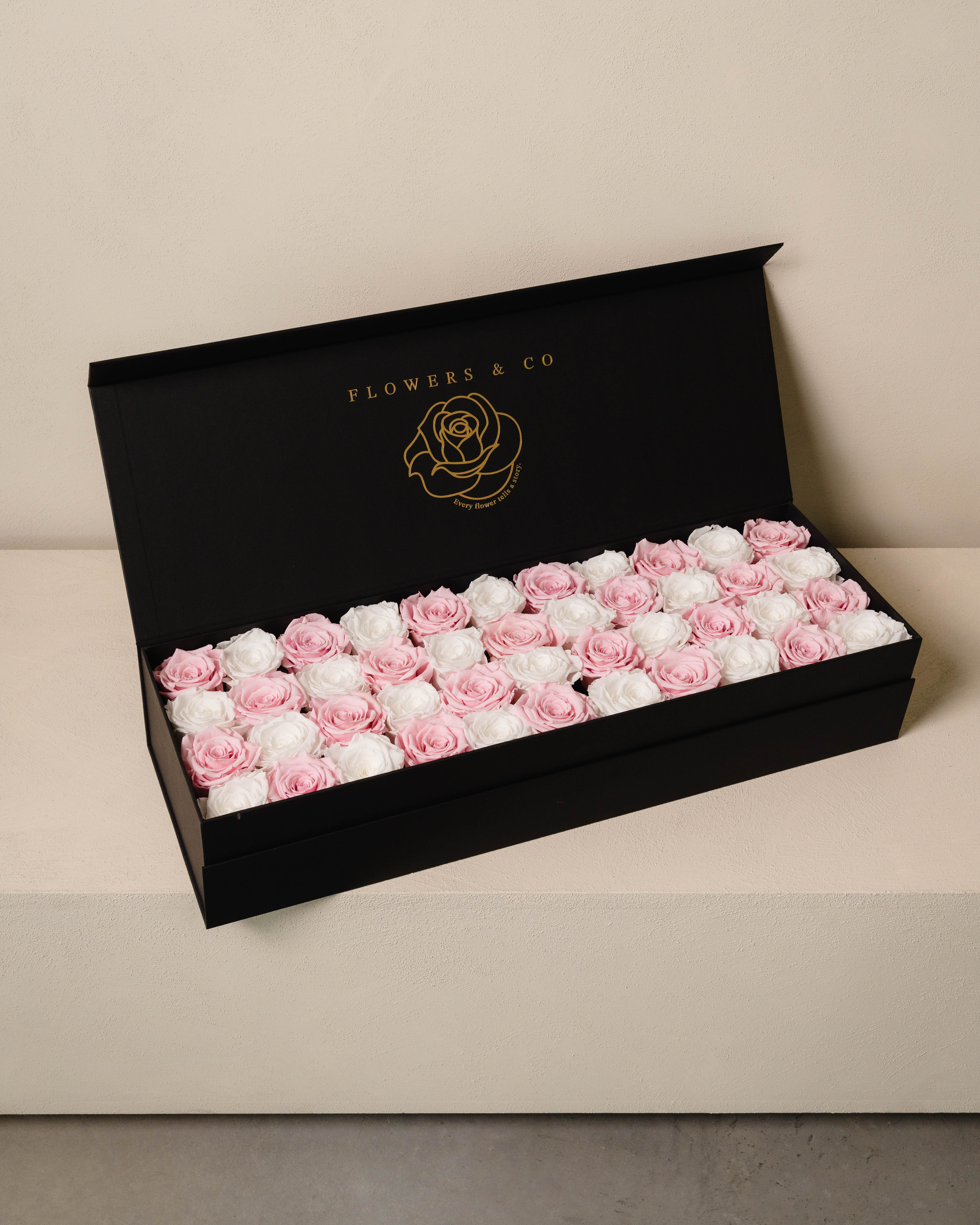 Pink/White Longlife Rose Box – Large